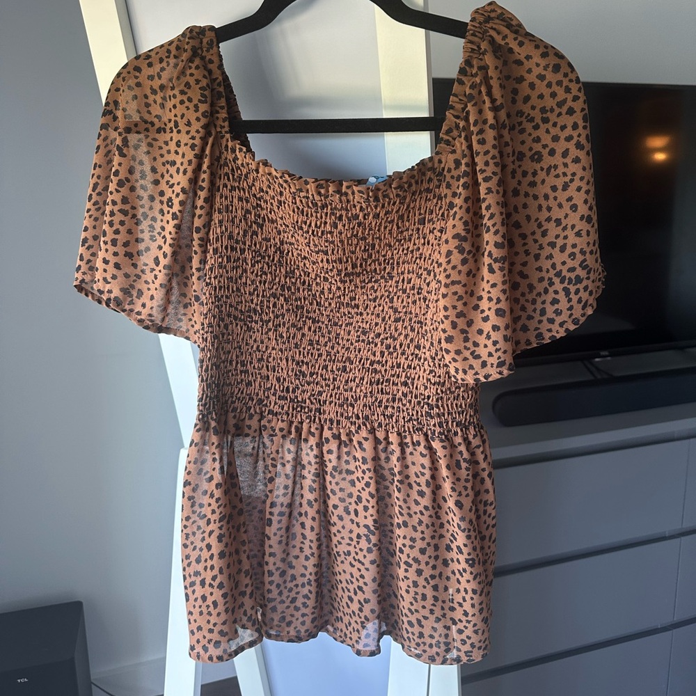 Cheetah top